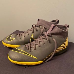 Nike Mercurial indoor soccer cleats size 5Y (6.5 Women’s)